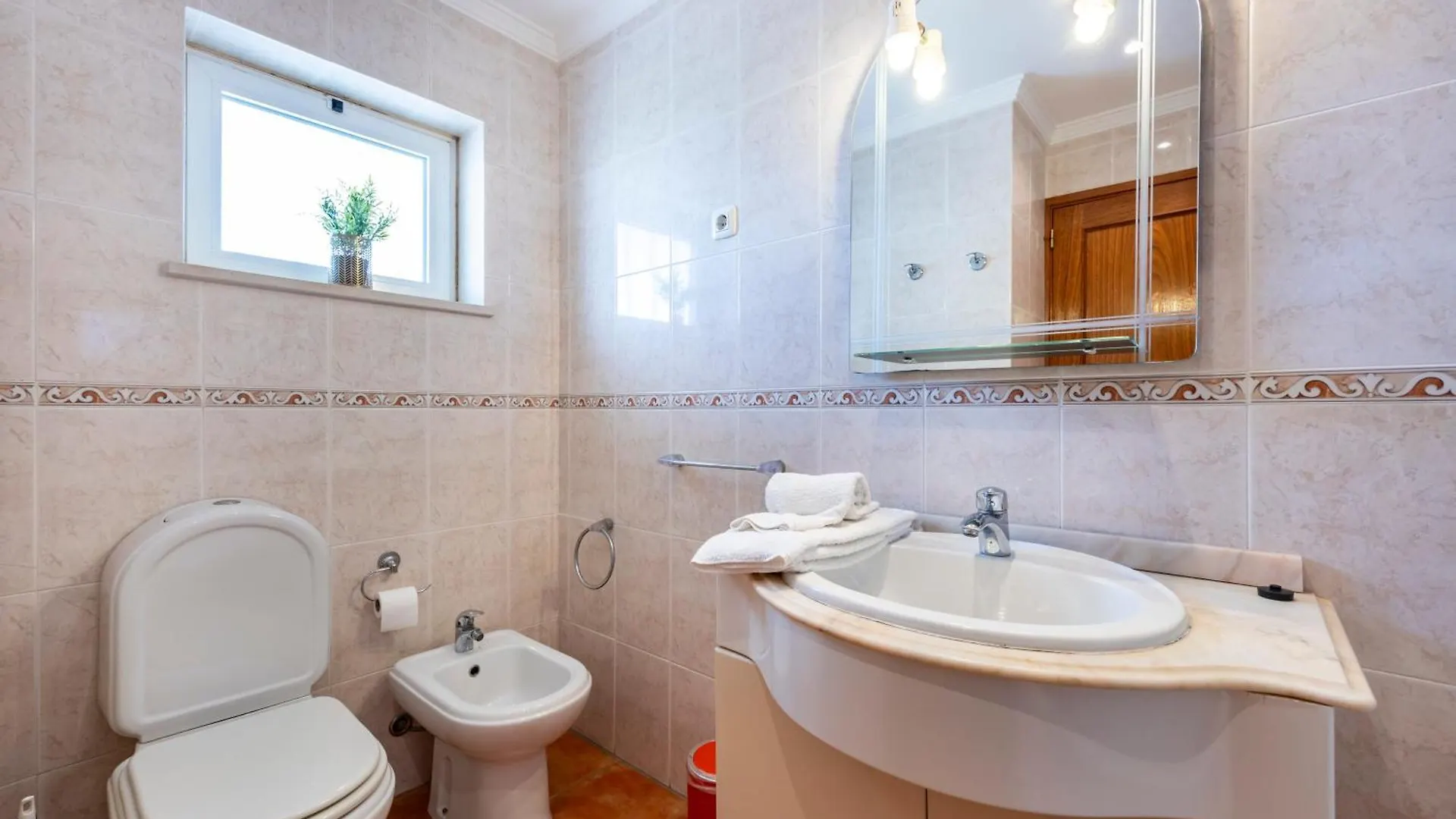 Cardeira Holiday Apartments Lagos